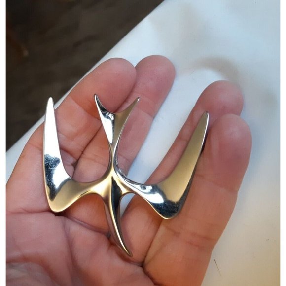 Vintage Sarah Coventry 1967 "Mr. Seagull" Silver Tone Brooch - Picture 4 of 5